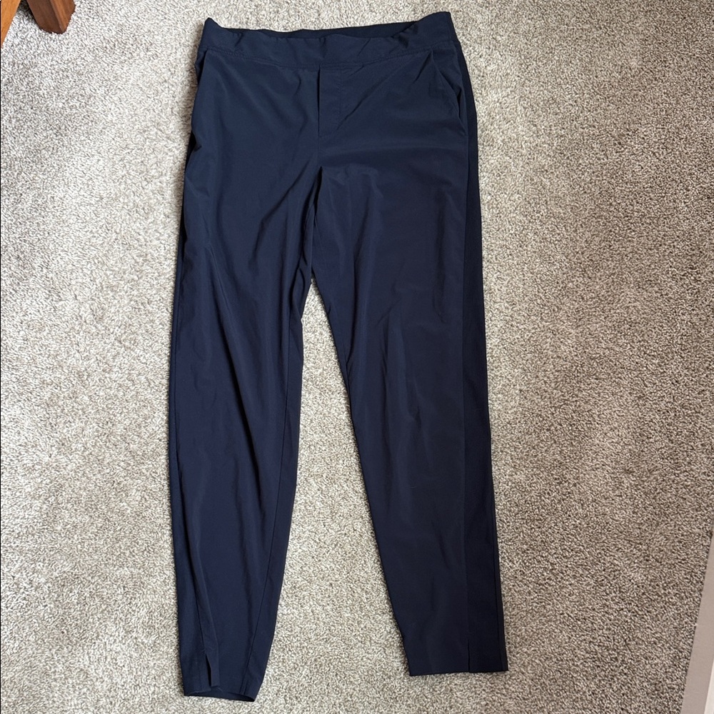 Athleta Brooklyn Ankle Pants 10T Navy